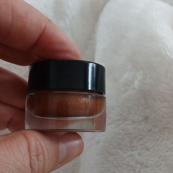 Chanel Cream Eyeshadow. Discotinued - Picture 4 of 4